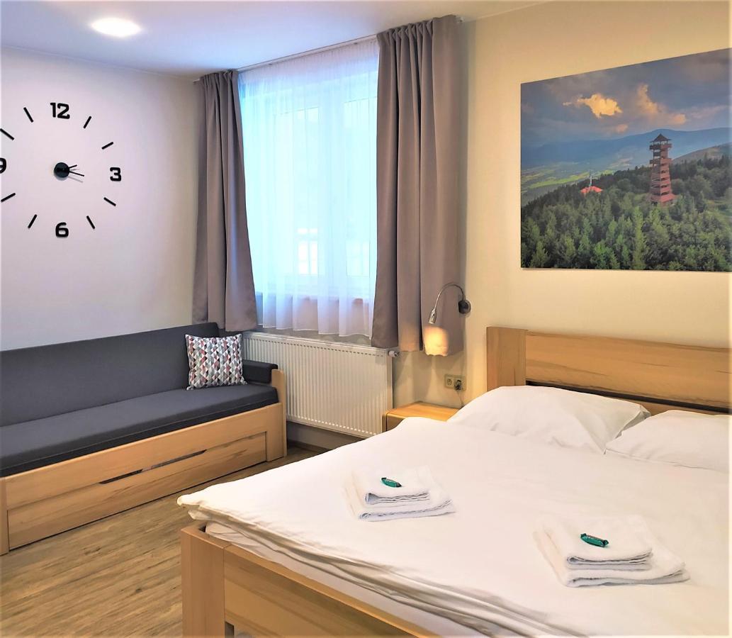 Penzion Adéla Rožnov pod Radhoštěm Extérieur photo